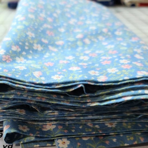 Joan Kessler Concord Floral Mixed Blue,Pink,White Cotton Fabric 2 1/2 yards VTG - Picture 5 of 7